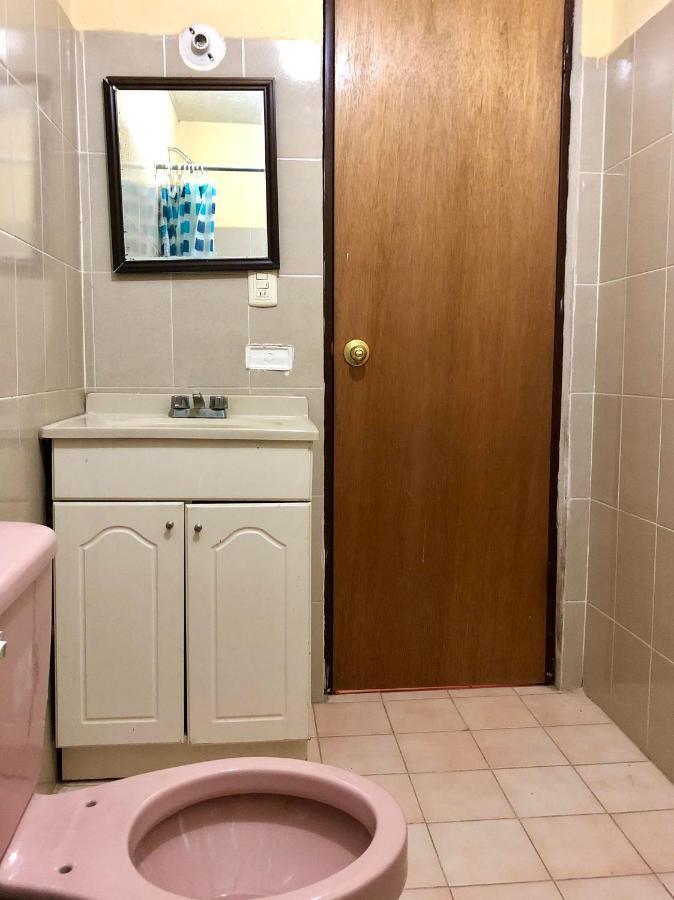 OYO Hotel Cuatro Reales Galeana Cameră foto